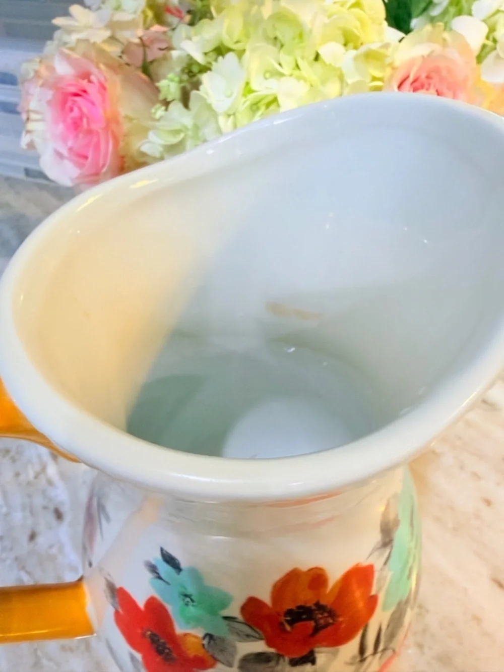 Pioneer Woman  Flea Market 2 Quart Pitcher Floral Design